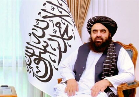 بررسی شرایط افغانستان در دیدار وزیر خارجه طالبان با رئیس یوناما