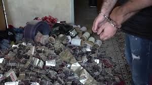 دستگیری اعضای باند سازمان‌یافته تولید دارو‌های غیر مجاز در پایتخت