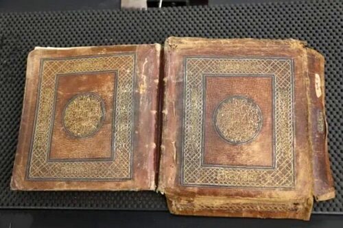 سرقت قرآن نادر مسجدالاقصی از سوی صهیونیست‌ها/ عکس