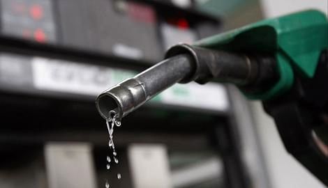 قیمت بنزین در ایران و کشورهای همسایه/ اینفوگرافیک