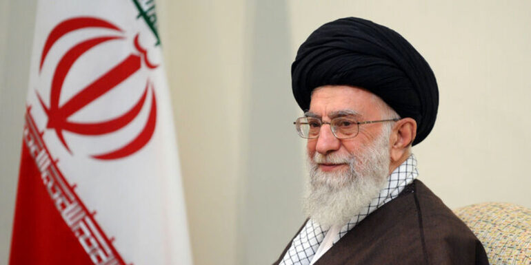 پیام رهبر انقلاب به مناسبت شهادت سرلشکر زاهدی و جمعی از همرزمان وی