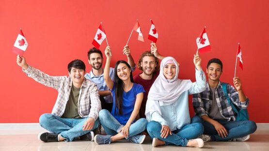 نتایج یک تحقیق: مهاجران بیشتری کانادا را ترک می‌کنند