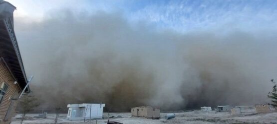 گرد و غبار شدید چرخشی استان گلستان را در برگرفت