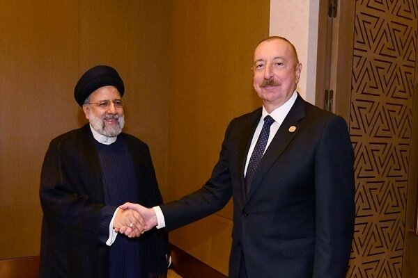 Iranian, Azeri presidents hold meeting in Uzbekistan