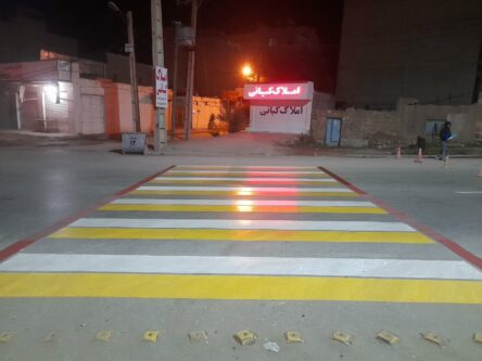 خط کشی خیابان های مسجدسلیمان توسط شرکت دانش بنیان‌ آرتین رنگ اکسین انجام گرفت + گزارش تصویری