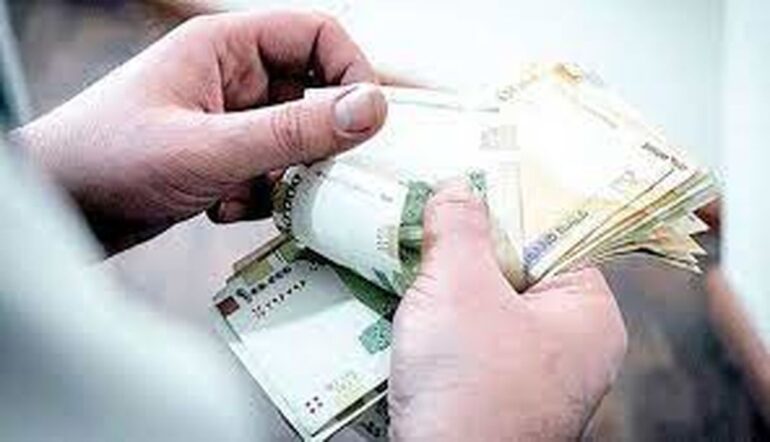میزان حداقل حقوق کارمندان ۱۰ میلیون تومان تعیین شد