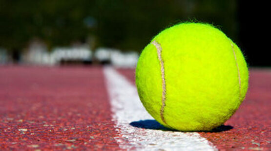 چرا توپ‌های تنیس پرزدار و پشمالو هستند؟