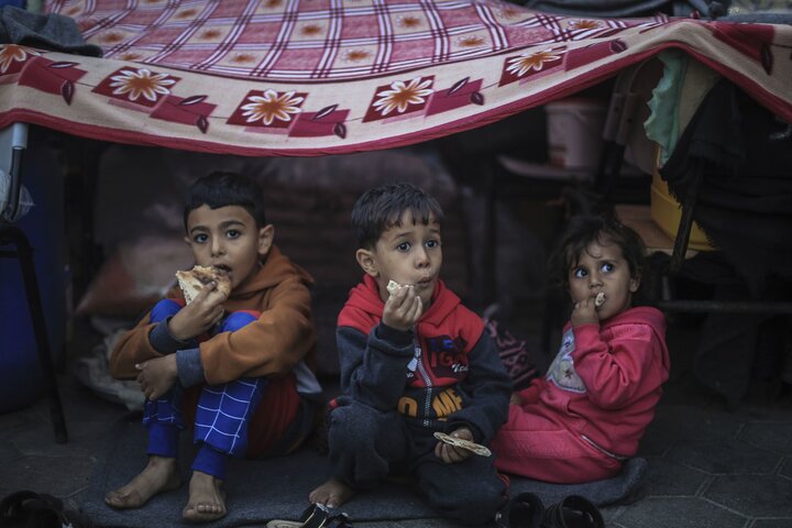 Gaza graveyard for children 