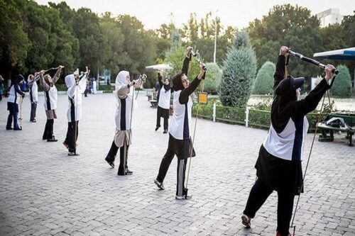 ممنوعیت ورزش مختلط خانم و آقا در پارک‌های مشهد/ چیزی مکتوب اعلام نشده است