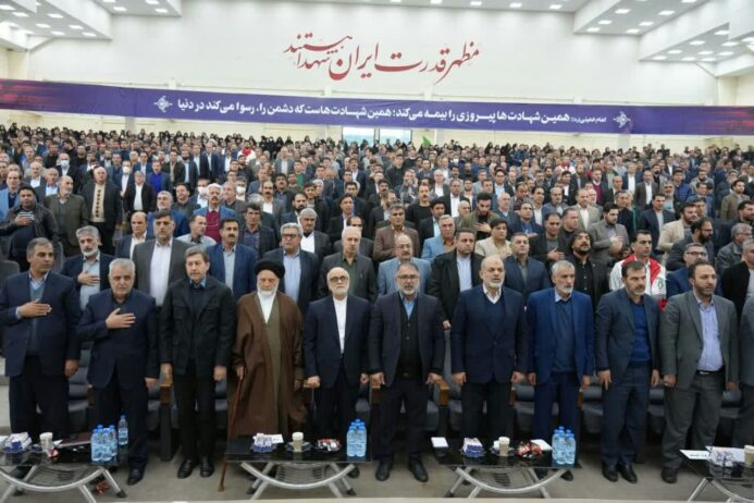 دومین همایش بزرگ اقشار، نخبگان، فرهنگیان و حلقه های میانی انتخابات در لرستان