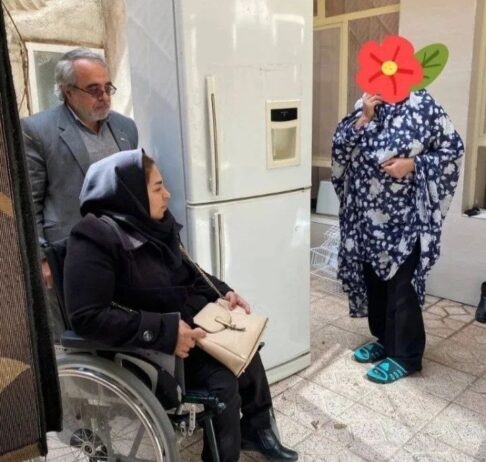 اهدا یک دستگاه یخچال در آستانه نوروز۱۴۰۳ به یک خانواده کم برخوردار نیازمند