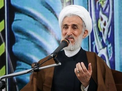 خطیب نماز جمعه تهران: رئیس‌جمهور آینده باید مانند شهید رئیسی ذوب در مردم باشد