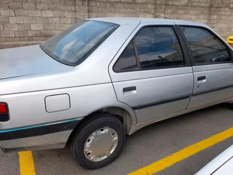 قیمت پژو ۴۰۵ در بازار ۳۰۰ میلیونی شد!