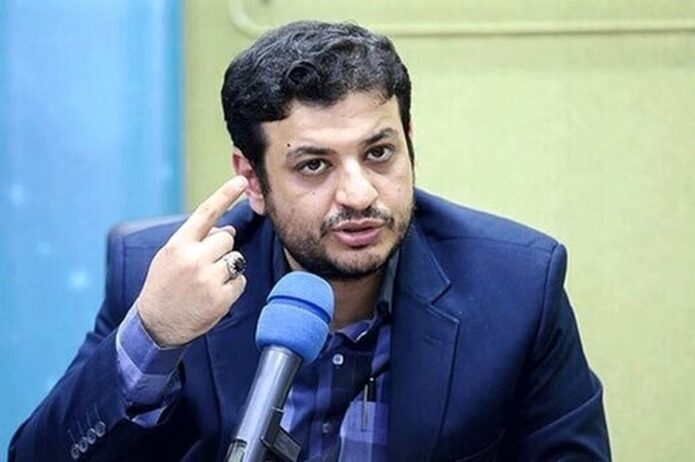 کنایه رائفی پور به ماجرای صدیقی و “باغ ازگل”