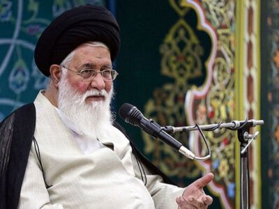علم‌الهدی: تمام سیاستمداران روی کره زمین تحلیل می‌کنند که رهبری به اقتدار رهبر ایران وجود ندارد
