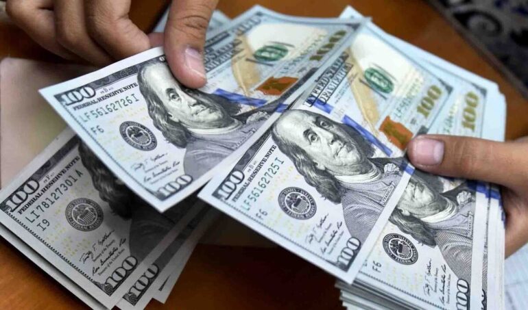 پیش بینی قیمت دلار/ دلار به مرز مقاومت نزدیک می‌شود