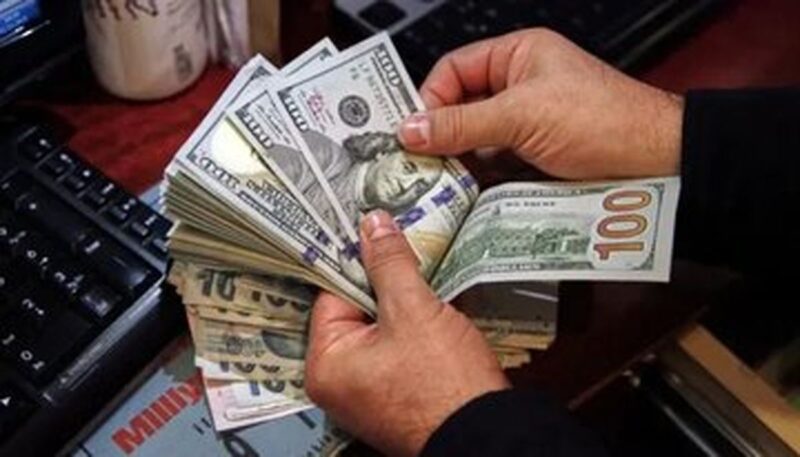 بوی بهبود اوضاع سیاسی، دلار را رام میکند؟