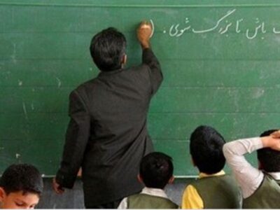 سازمان بسیج رسانه خوزستان جهت “پاسداشت مقام معلم”  از معلمان فعال در حوزه رسانه  تجلیل کرد