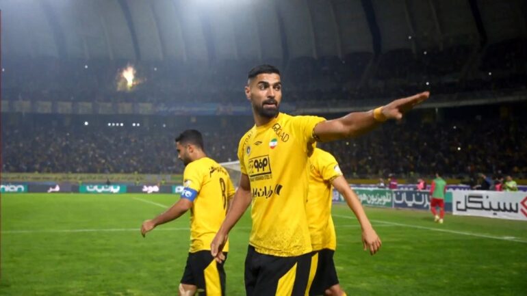 اشتباه عجیب محبی؛ سپاهان قهرمان نیم فصل شد!