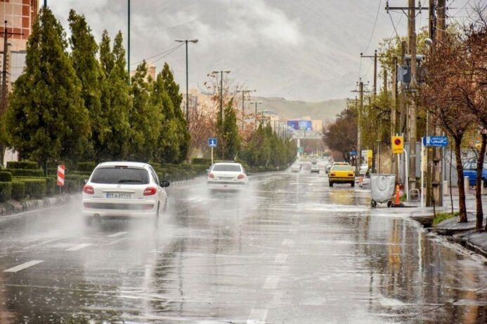 لرستان بارانی می شود