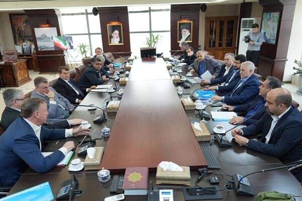 Iran, Russia monitor Rasht-Astara railway project advancement