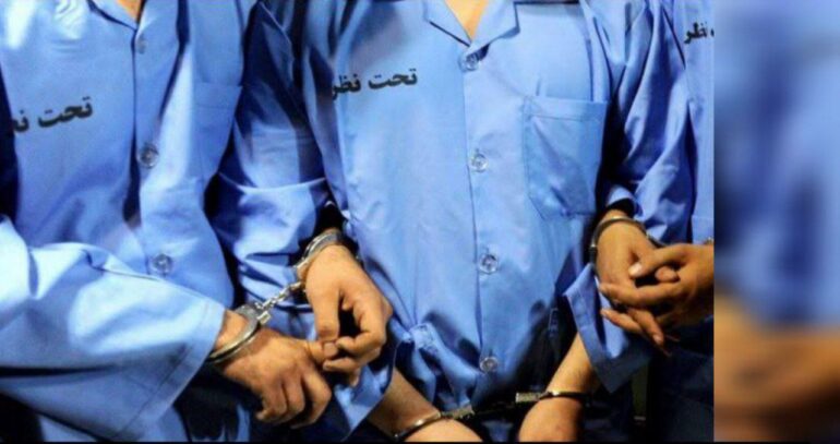 زمین گیر شدن سوداگران مرگ در میانه با ۲۰ کیلو مواد مخدر