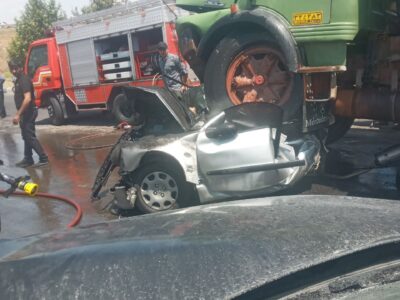 تصادف وحشتناک و له شدن خودروی سواری پژو ۲۰۶ در مرند