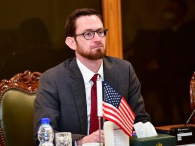 تام وست: روابط با افغانستان بر اساس منافع آمریکا است