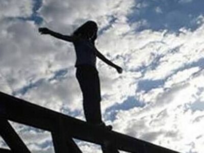 پلیسی در شیراز مانع از خودکشی دختر جوان شد