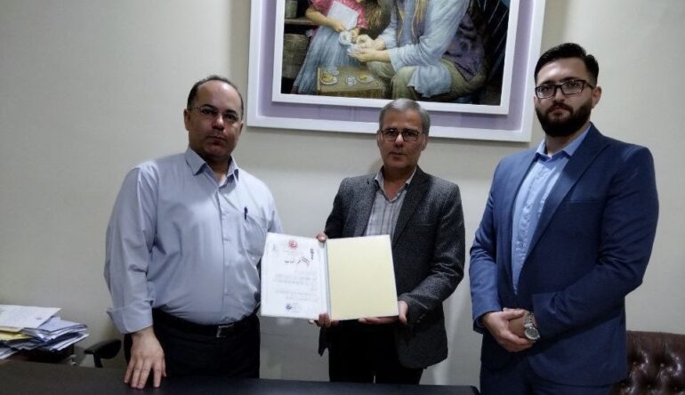 تقدیر نماینده سبک شین کیو کوشین کاراته آذربایجان شرقی از خبرنگار دیدگاه نیوز
