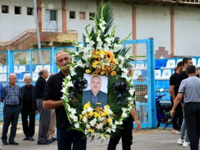 باشگاه ملوان درباره فوت هوادارش: دستگاه شوک نبود، به ما دروغ گفتند!/ اگر مطلع می‌شدیم درجا زمین را ترک می‌کردیم