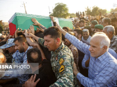 عکس/ مراسم تشییع پیکر شهید استوار محمد مهدی شاهرخی‌فر در شوشتر