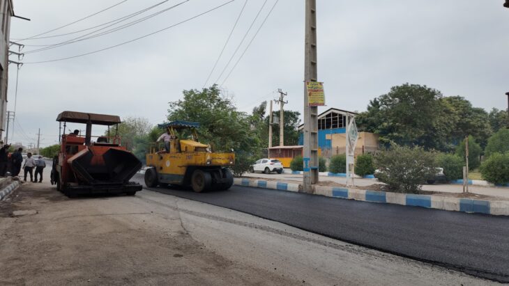 عملیات آسفالت محور اصلی منطقه چهاربیشه آغاز شد