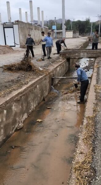 اقدامات معاونت خدمات شهری (واحد خدمات ناحیه یک) شهرداری مسجدسلیمان در بارندگی های اخیر