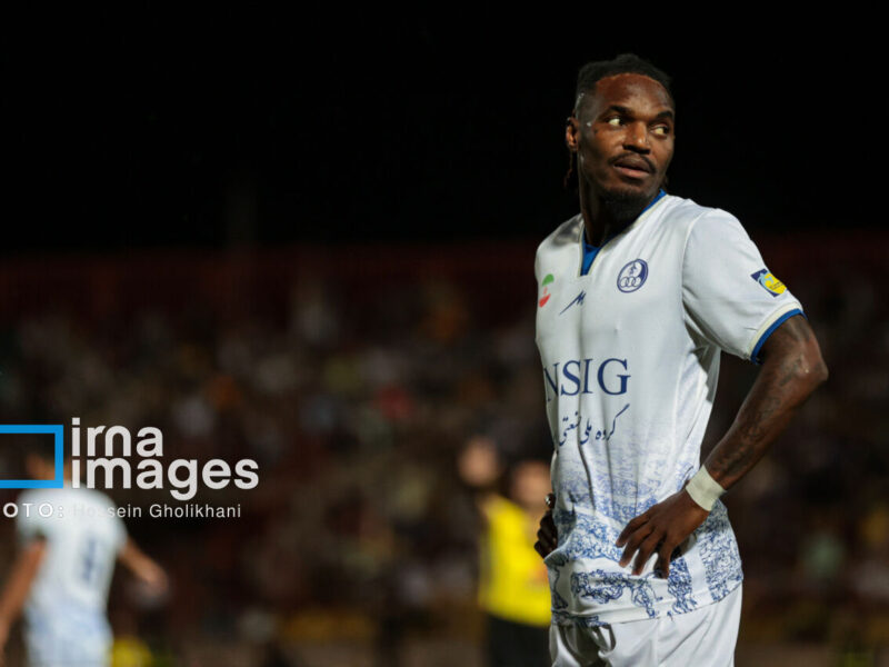 سرمربی استقلال خوزستان: به بیفوما نیاز داریم/ شاید بهخاطر برخی حرفها جریمه شوم!