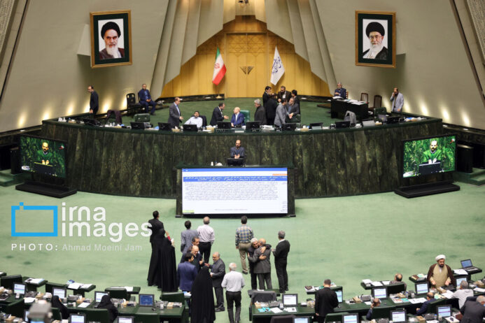 سقف خالص پرداختی حقوق‌بگیران و بازنشستگان تعیین شد