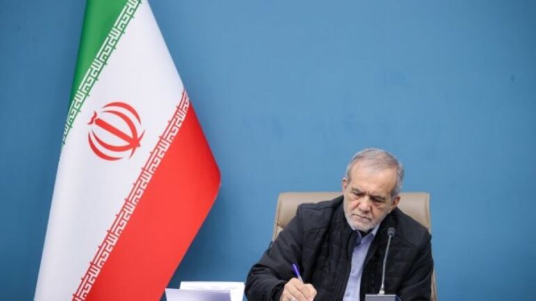 رییسجمهور از میدان مرکزی میوه وترهبار شهریار بازدید کرد