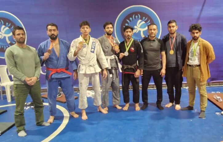 کسب ۹ مدال رنگین توسط گراپلینگ کاران استان در مسابقات کشور