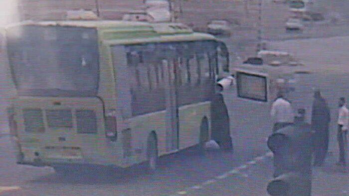 پلیسراه بم از تردد اتوبوس غیرمجاز حامل بیش از ۸۰ دانشآموز جلوگیری کرد