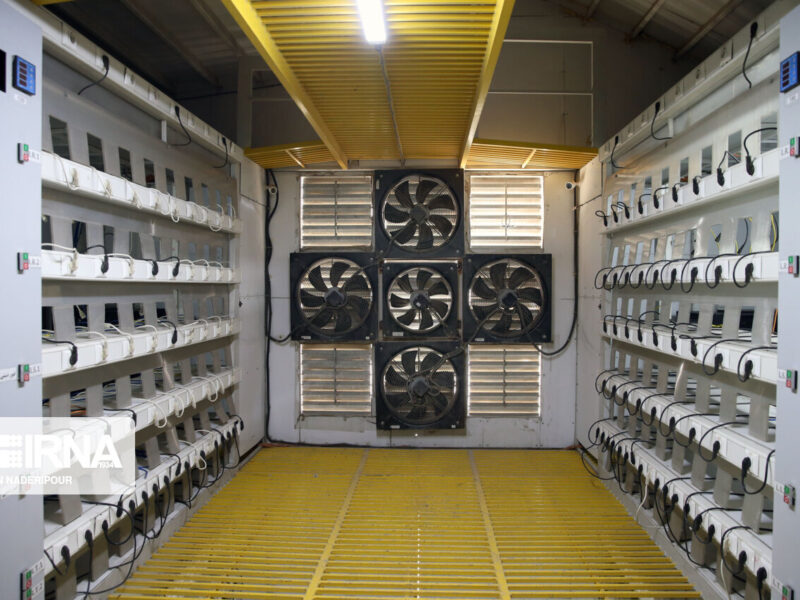 کشف بیش از ۱۳ هزار ماینر غیرمجاز/هر ماینر به اندازه ۱۰ خانوار برق مصرف میکند