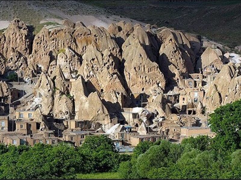 قدیمی ترین آپارتمان جهان در کردستان/ویدیو