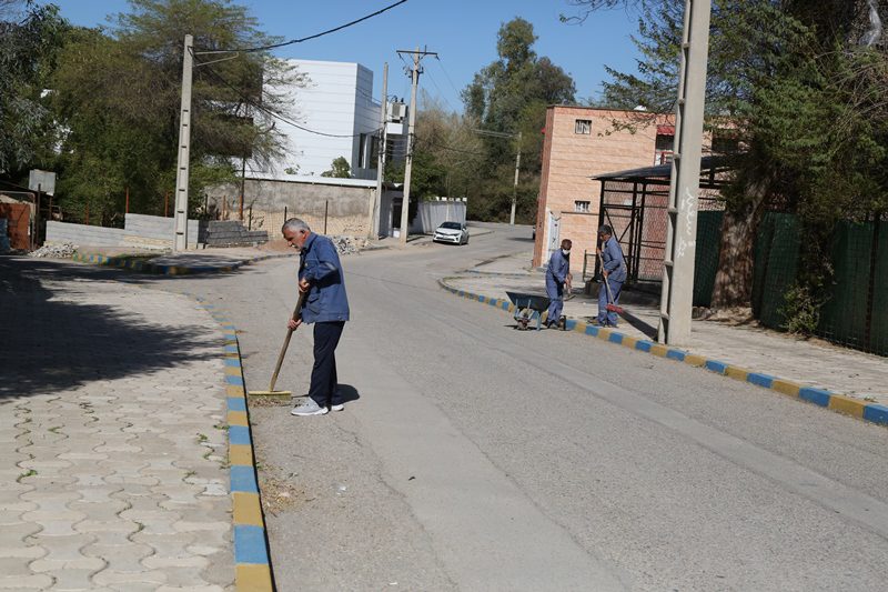 در آستانه فرارسیدن عید نوروز انجام شد؛اجرای طرح پاکسازی و نظافت عمومی محلات شهر به همت شرکت نفت و گاز مسجدسلیمان