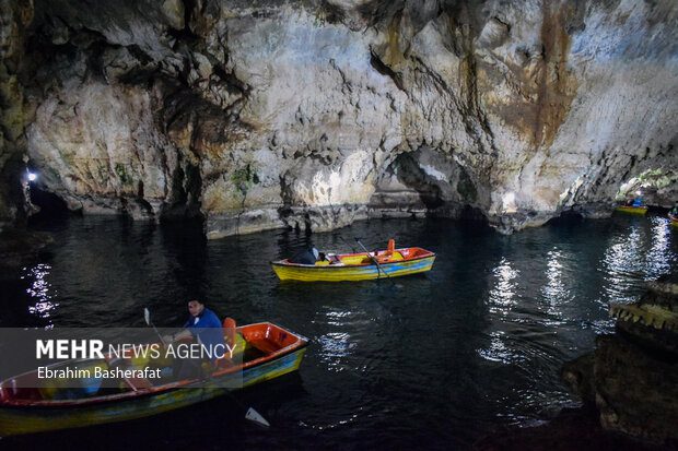 عجیب‌ترین غار آبی جهان در مهاباد چشم انتظار مسافران نوروزی
