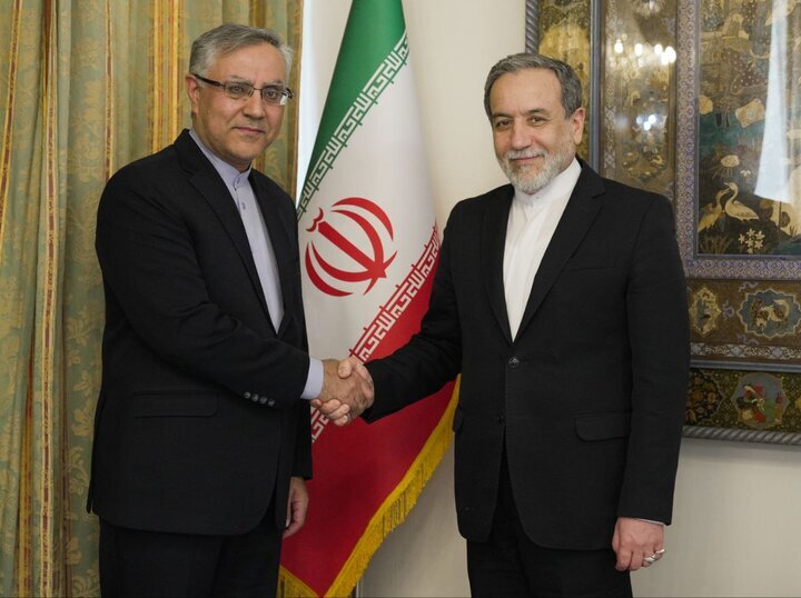 Iran’s new envoy to UK meets with Foreign Minister Araghchi