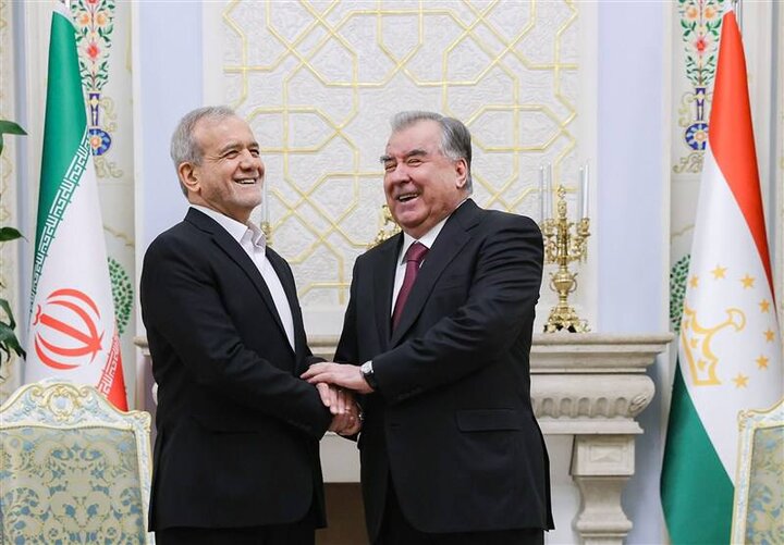 Pezeshkian congratulates Tajikistan’s president on Nowruz