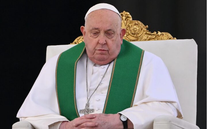 Pope Francis needs non-invasive mechanical ventilation