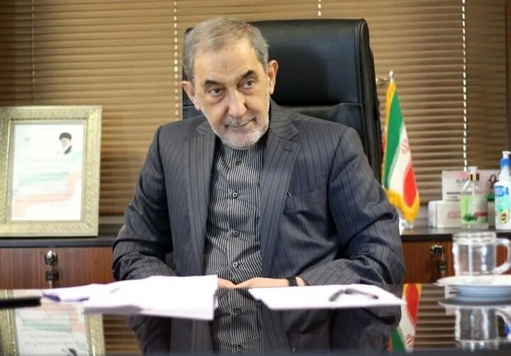 Velayati condemns US-UK airstrikes on Yemen