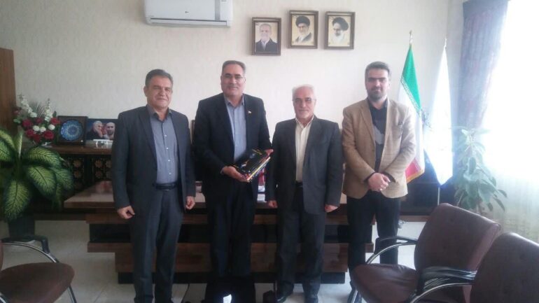 دیدار نوروزی اصحاب فرهنگ و هنر با فرماندار مرند