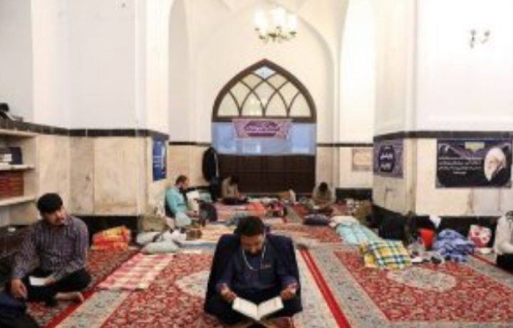 دمی با معتکفان تبریزی/ اینجا بوی اجابت می دهد