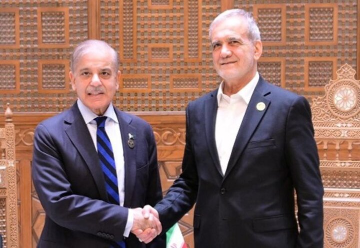 Pakistan’s PM to visit Iran on Sunday for political talks